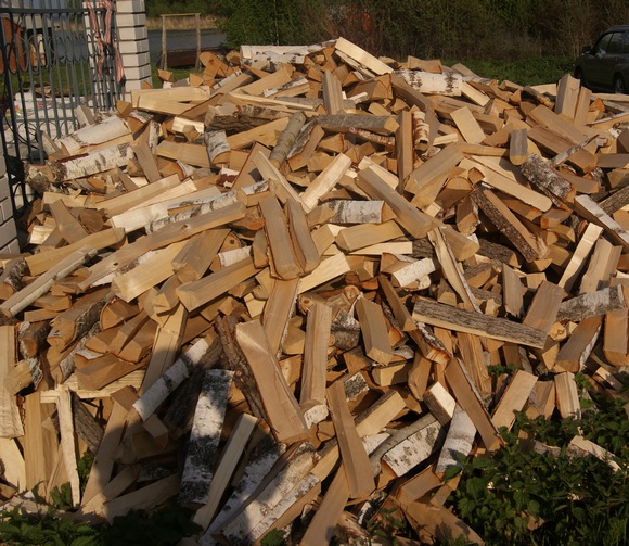 Березовые дрова. Фото АПК Витус